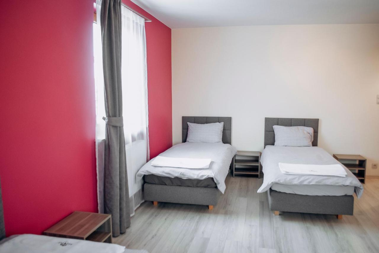 Redwood Hostel لوبلين المظهر الخارجي الصورة