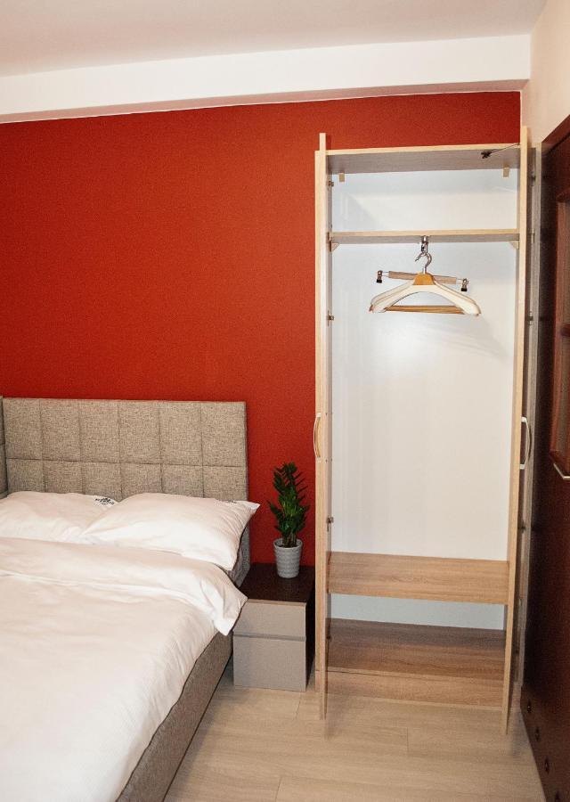 Redwood Hostel لوبلين المظهر الخارجي الصورة