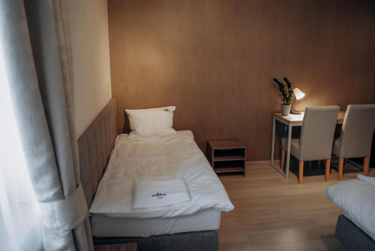 Redwood Hostel لوبلين المظهر الخارجي الصورة
